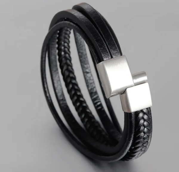 Pulsera de cuero multicapa negro