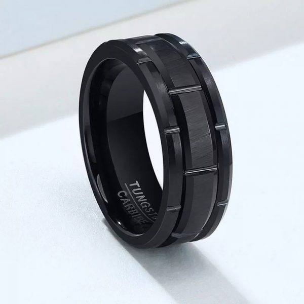 Anillo Inox negro detalles de trilla