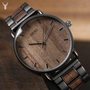 Reloj de madera Cerzo